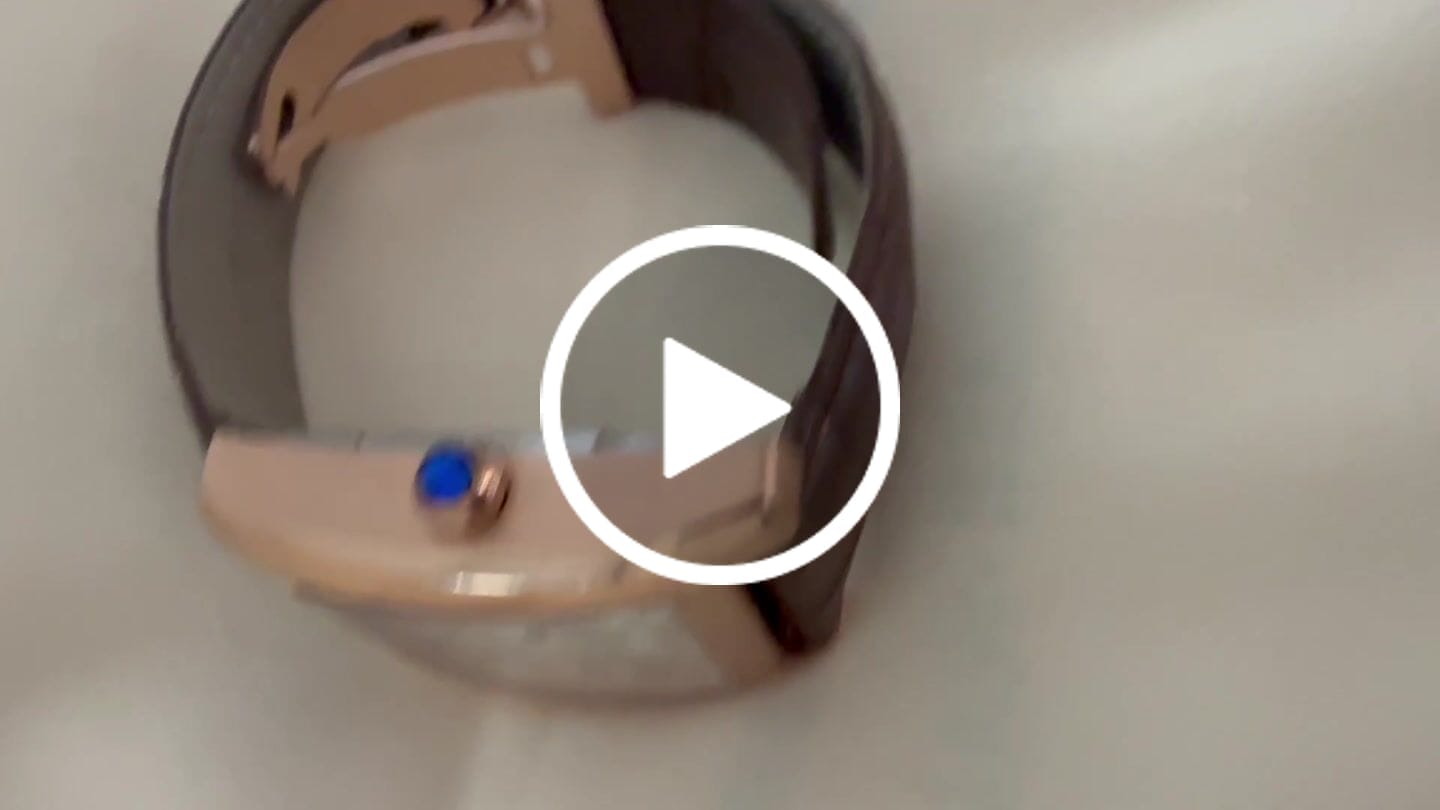 Customer video review of TANK MC ROSE GOLD 41 BROWN LEATHER STRAP
