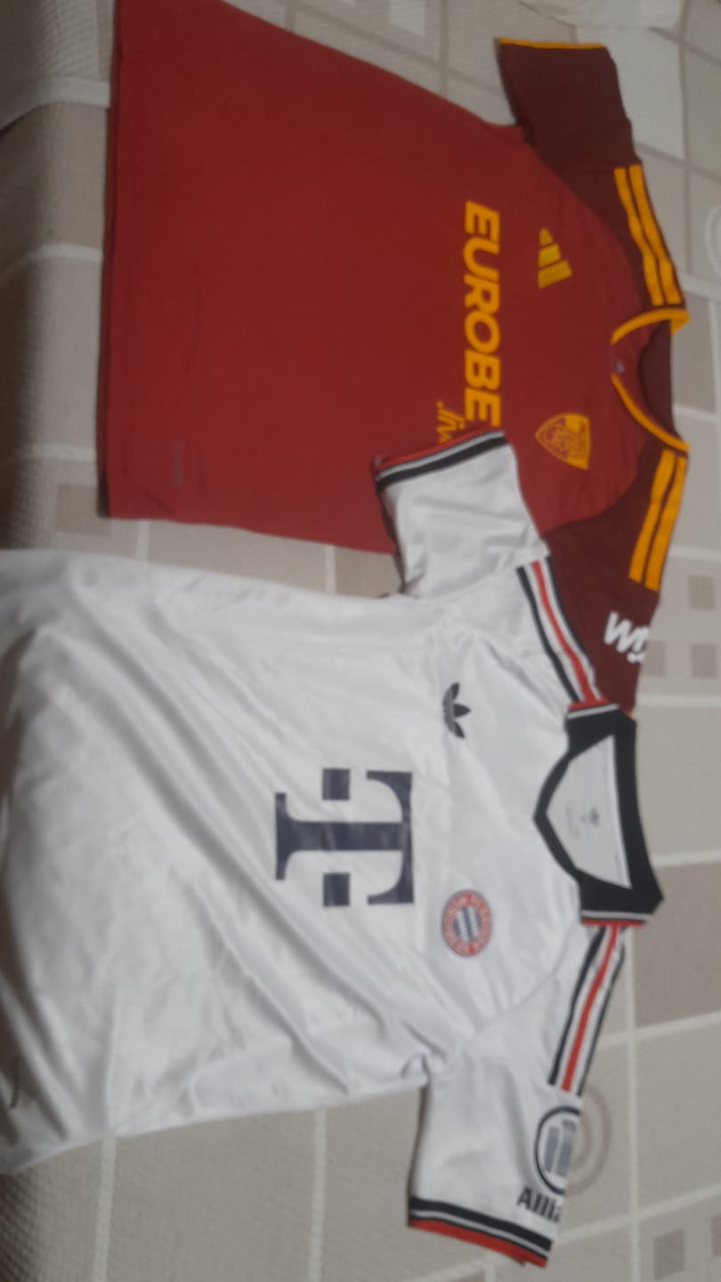 Customer photo review of Camisola Roma III 26/27