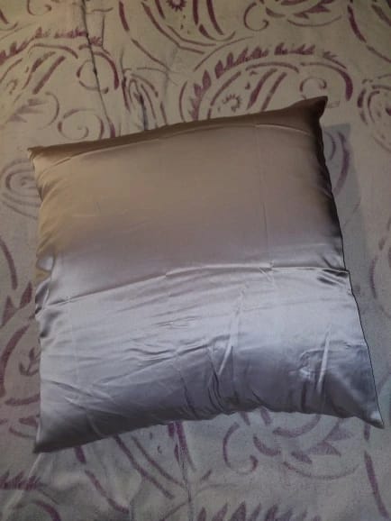 Customer photo review of Mulberry Silk Pillowcase — 19 Momme