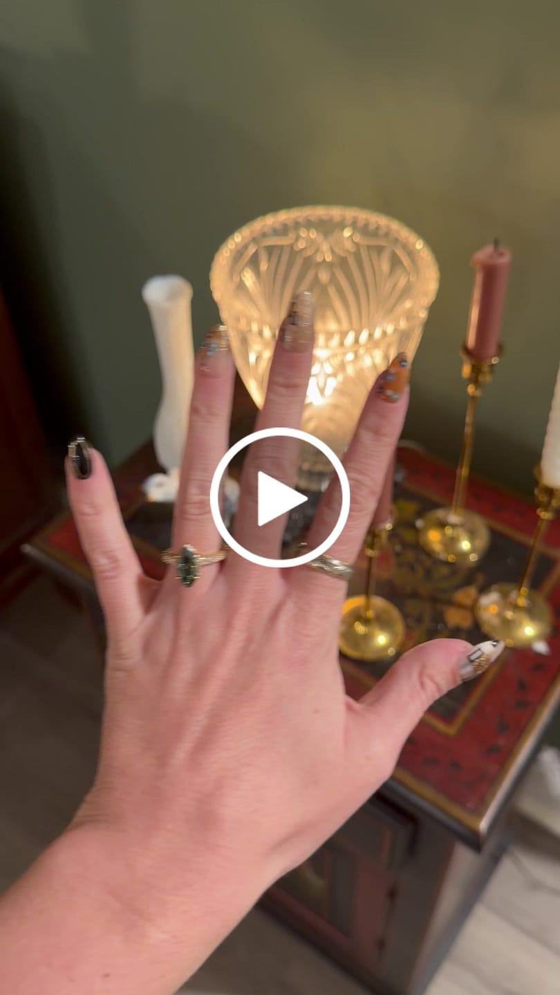 Customer video review of Golden Kiss