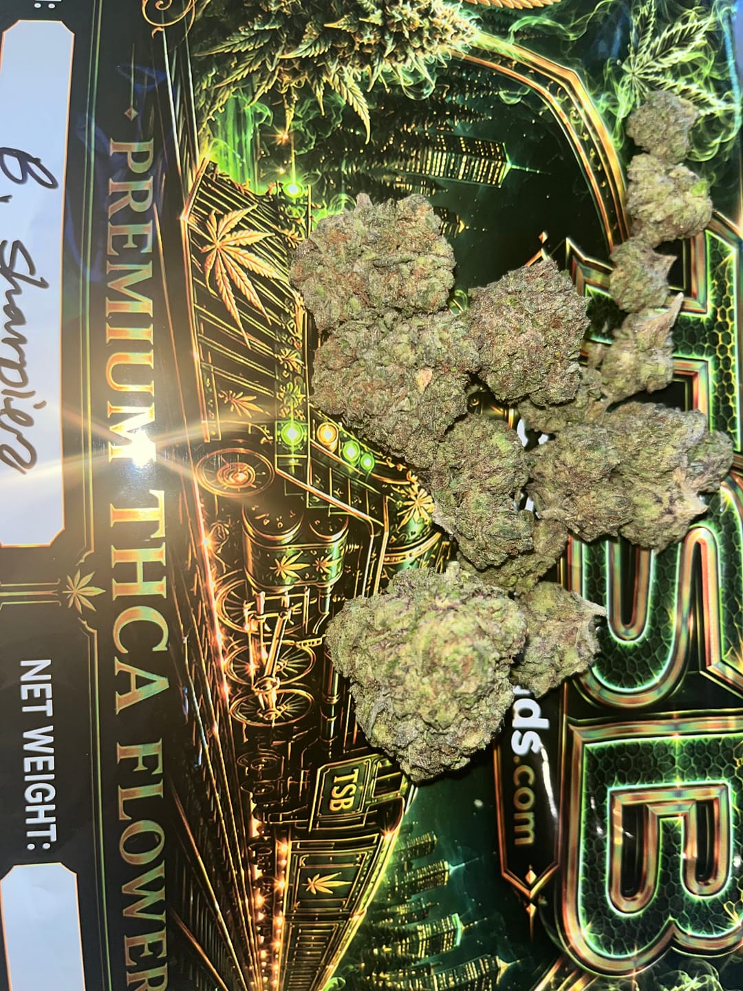 Customer photo review of Blue Sharpiez THCA Flower