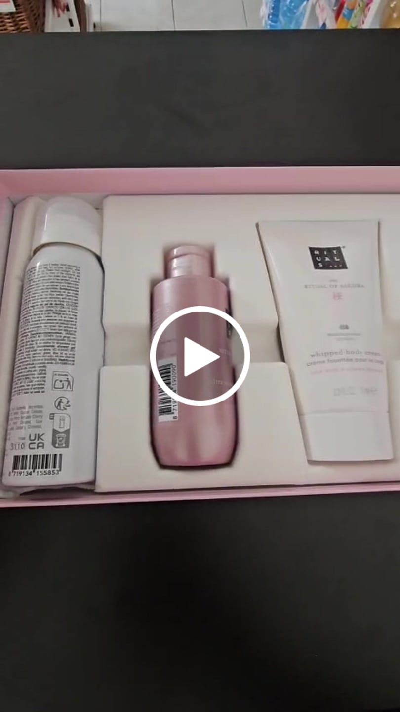 Customer video review of The Rituals of Sakura small gift set