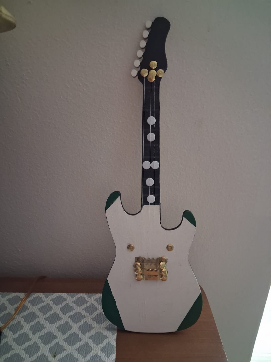 Customer photo review of Unfinished Wood Electric Guitar Shape - Craft - up to 46" 16" / 1/8"