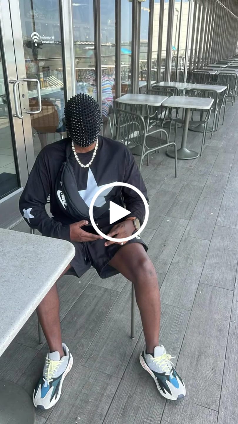 Customer video review of Nightclub Rivet Headgear Black Rhinestone Mask GoGo Dance Wear Party Dress Bar Ds Performance Hair