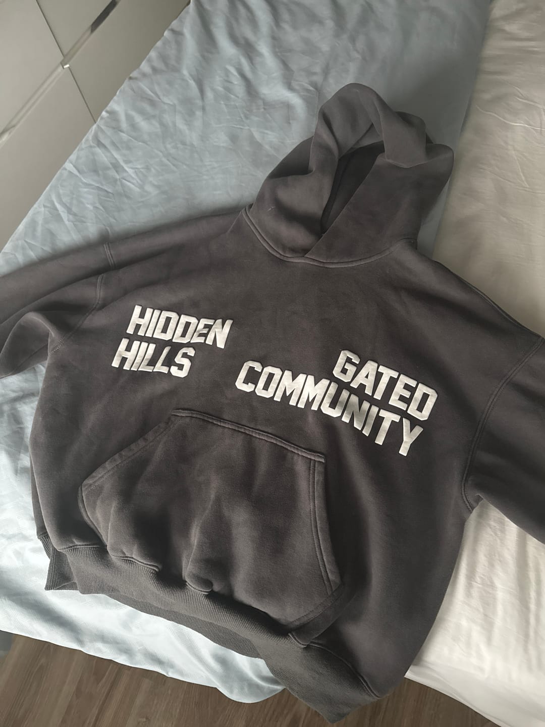 Customer photo review of GATED COMMUNITY HOODIE DARK GREY