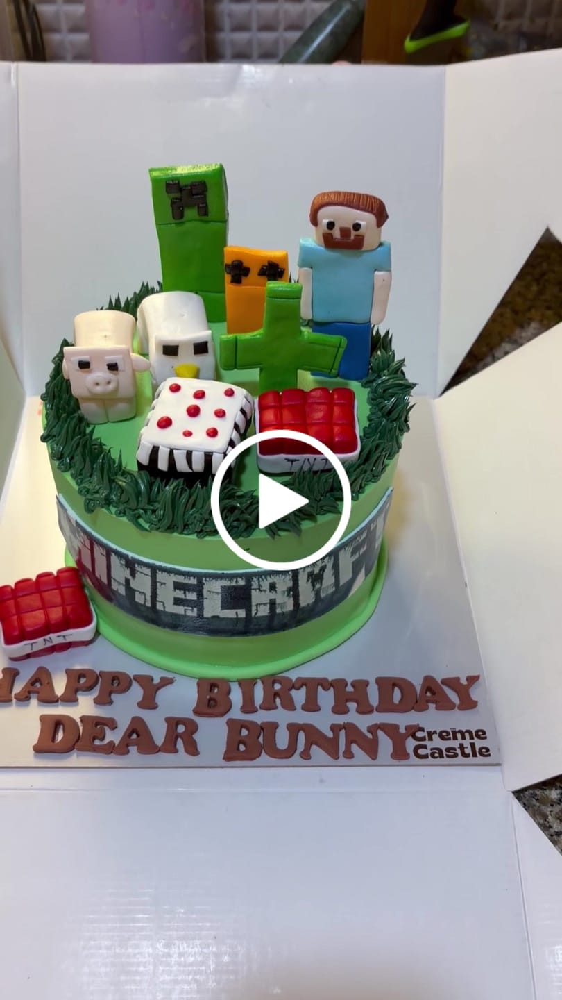 Customer video review of Minecraft Fam Theme Cake