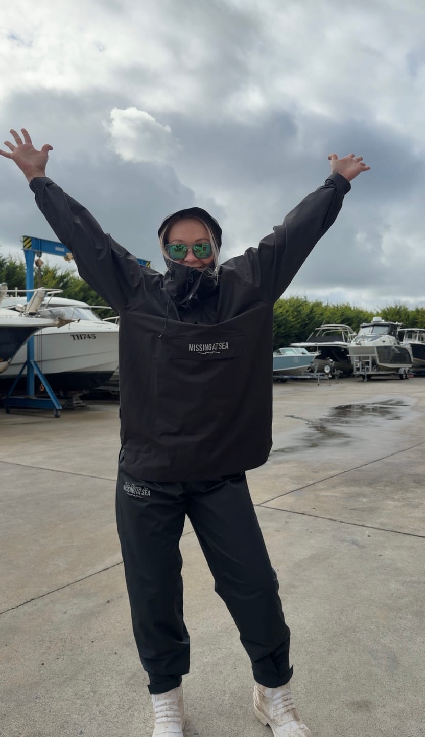 Customer photo review of OCEAN DEFIANCE PANTS