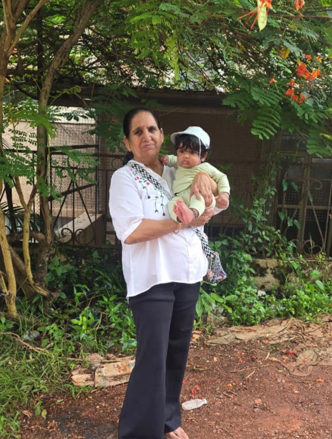 Customer photo review of Easy Romper Brown + Green - Pack of 2