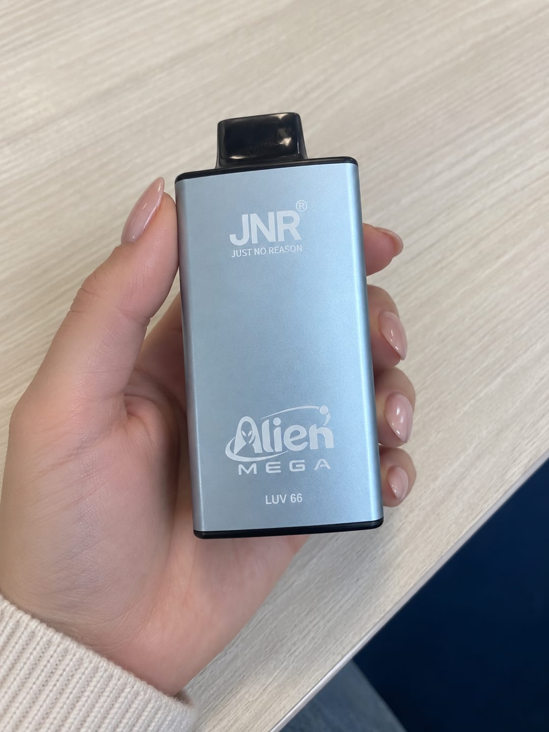 Customer photo review of Jednorazówki JNR Alien Mega 62K Buchów - E papieros 2%