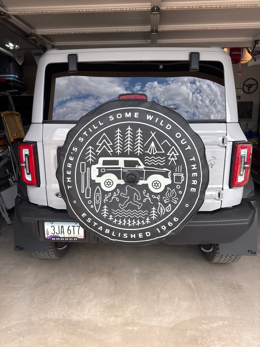 Customer photo review of Wild Doodle Tire Cover