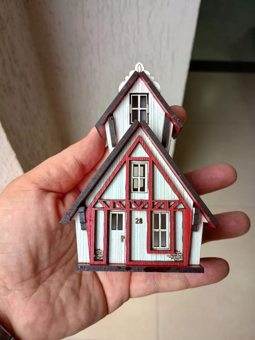 Customer photo review of Decoração de Natal Vila completa com 4 Peças