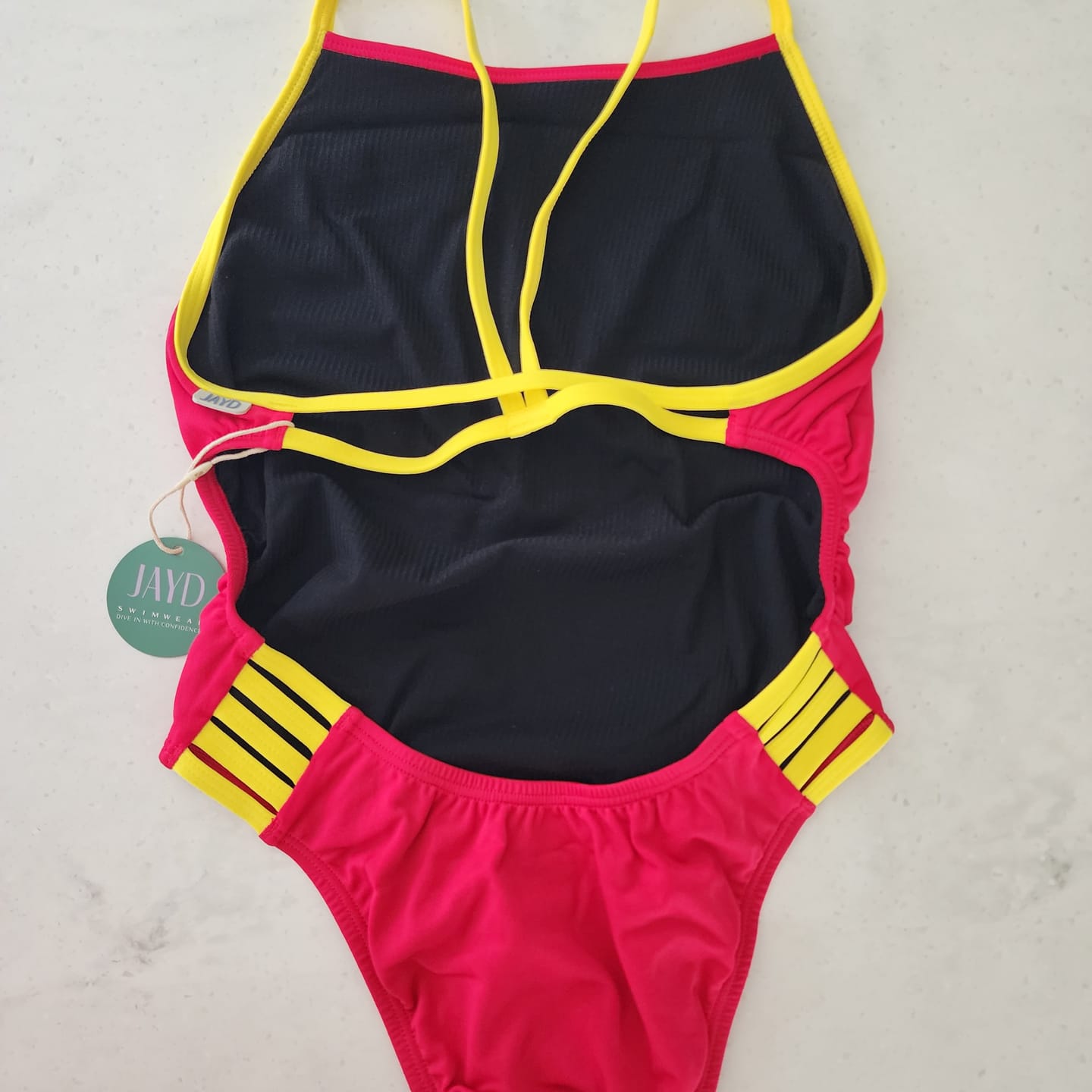 Customer photo review of LENNOX ONE PIECE - Tart|Daffodil