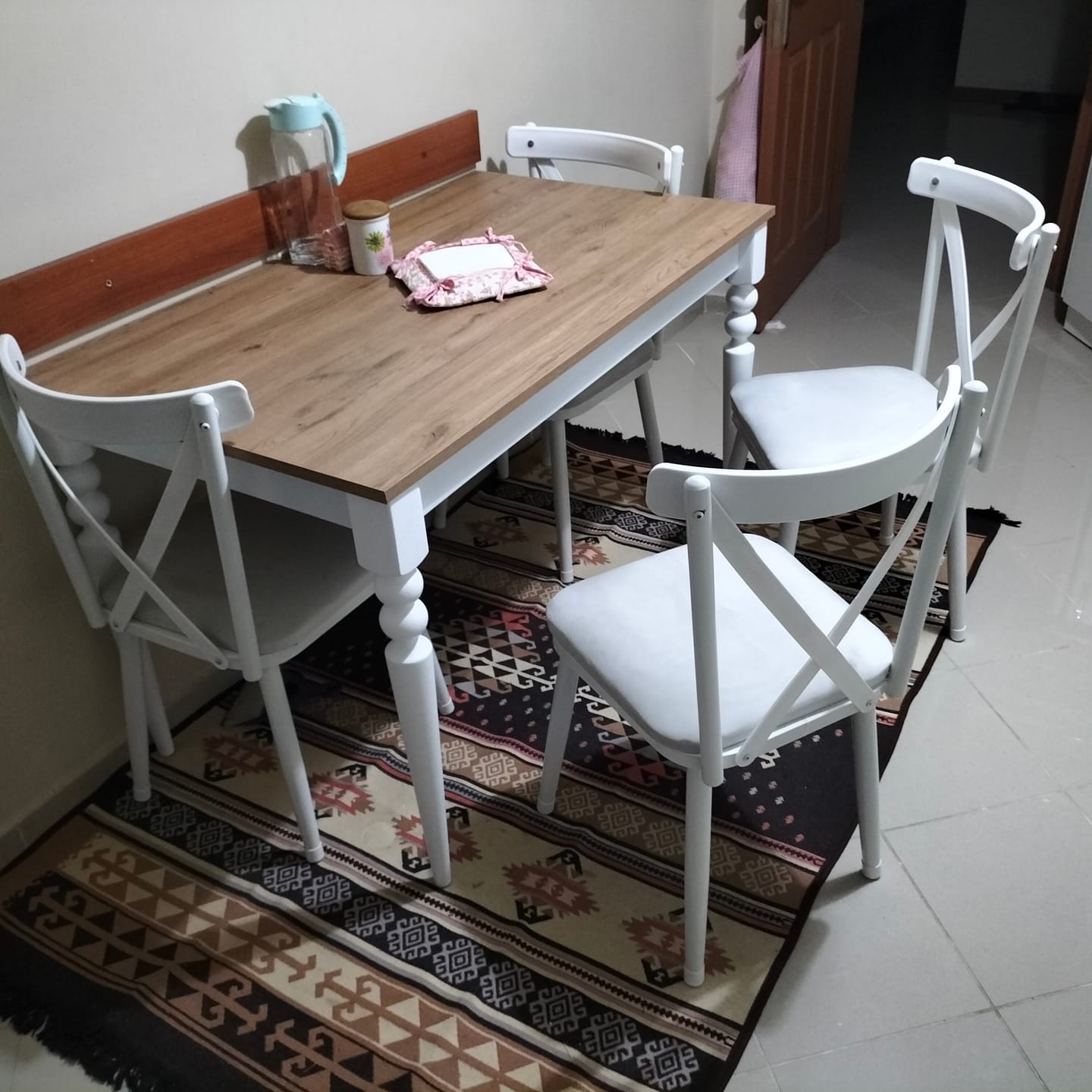 Customer photo review of Rani JC120 Mutfak Masa Sandalye Takımı Sepet Ceviz - Beyaz