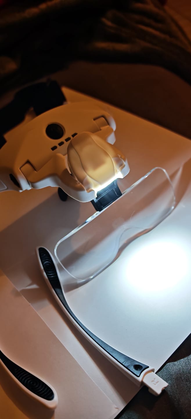 Customer photo review of LED-suurennuslasit otsapannalla
