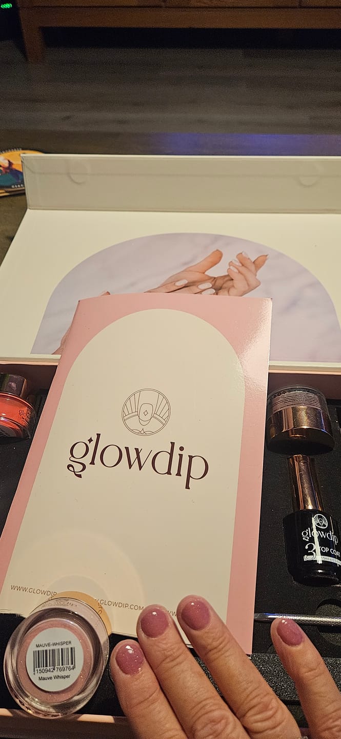 Customer photo review of Mauve Whisper Dipping Powder