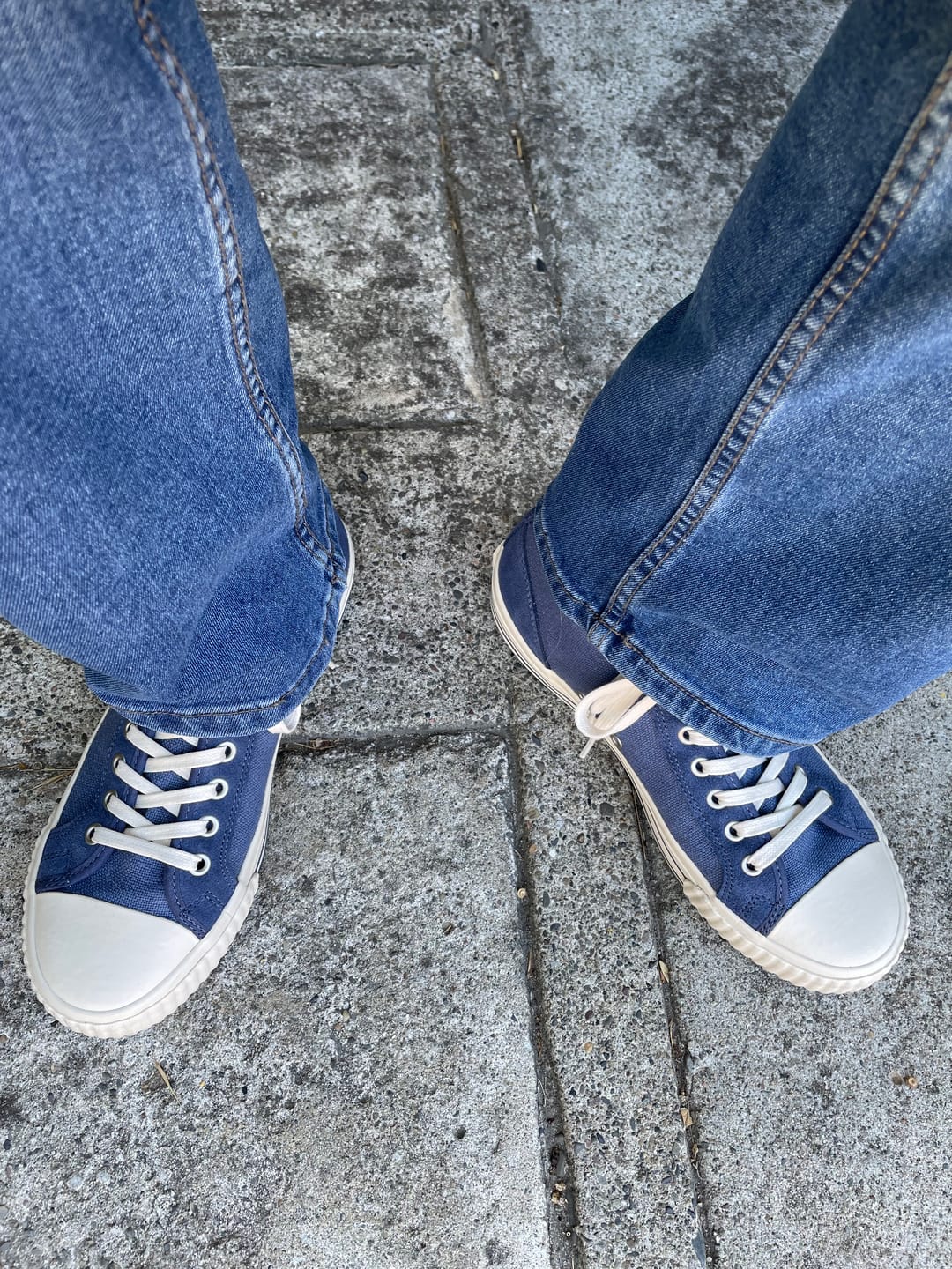 Customer photo review of Center Vintage High-Top Indigo