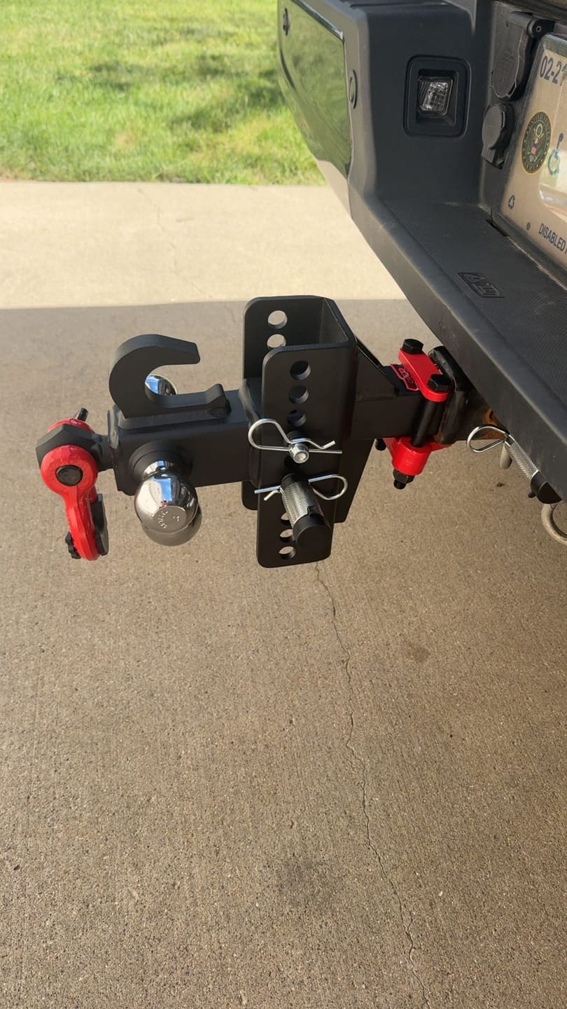 Customer photo review of TYT Adjustable Tri-Ball Hitch for 2″ Receiver – Up to 10K GTW