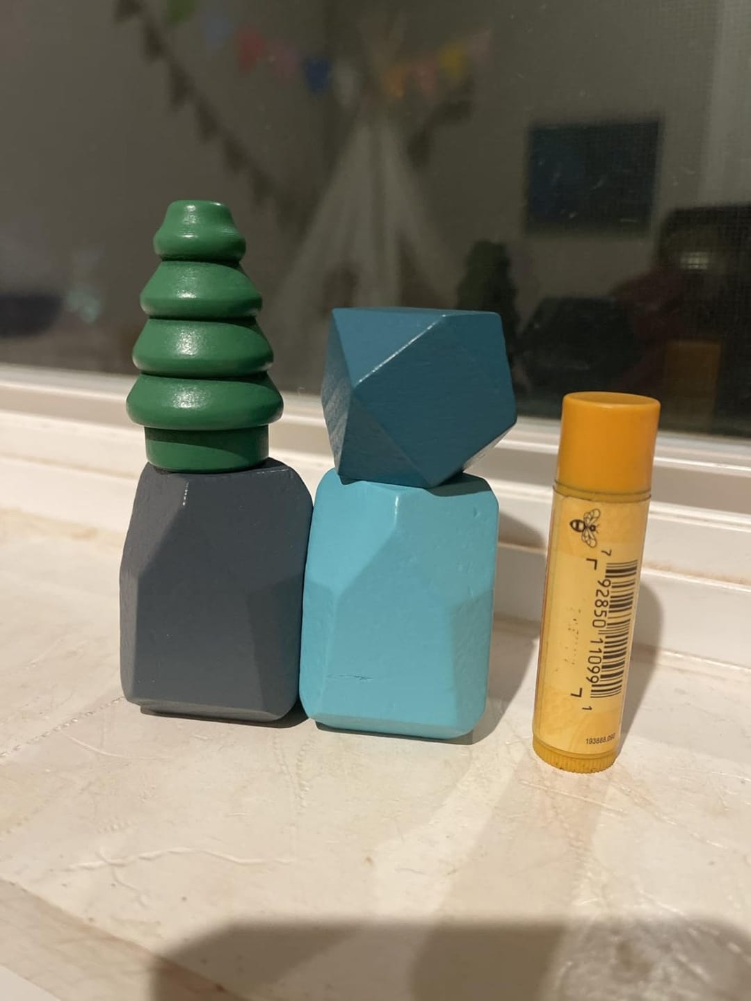 Customer photo review of Montessori Holzsteine Stapelset Kleinkind | Bunte Balanciersteine Feinmotorik Kreativspiel
