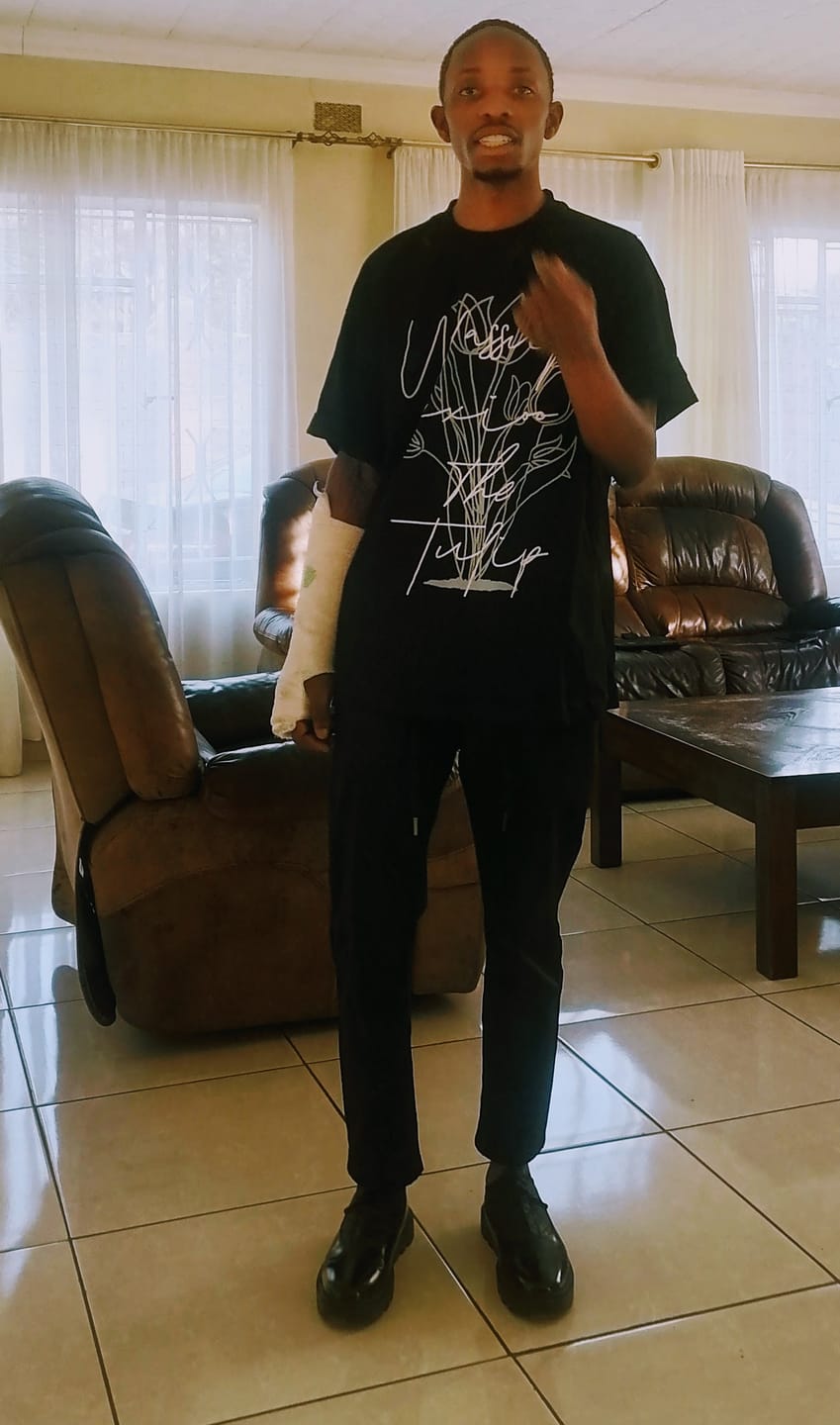 Customer photo review of Mazerata Vinchey 3 Nylon / Faux Wax Shoe - Black