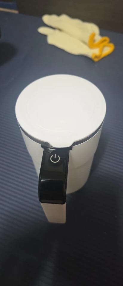 Customer photo review of Self-Stirring Coffee Mug — Rechargeable Magnetic Mixing Cup, 380 ml