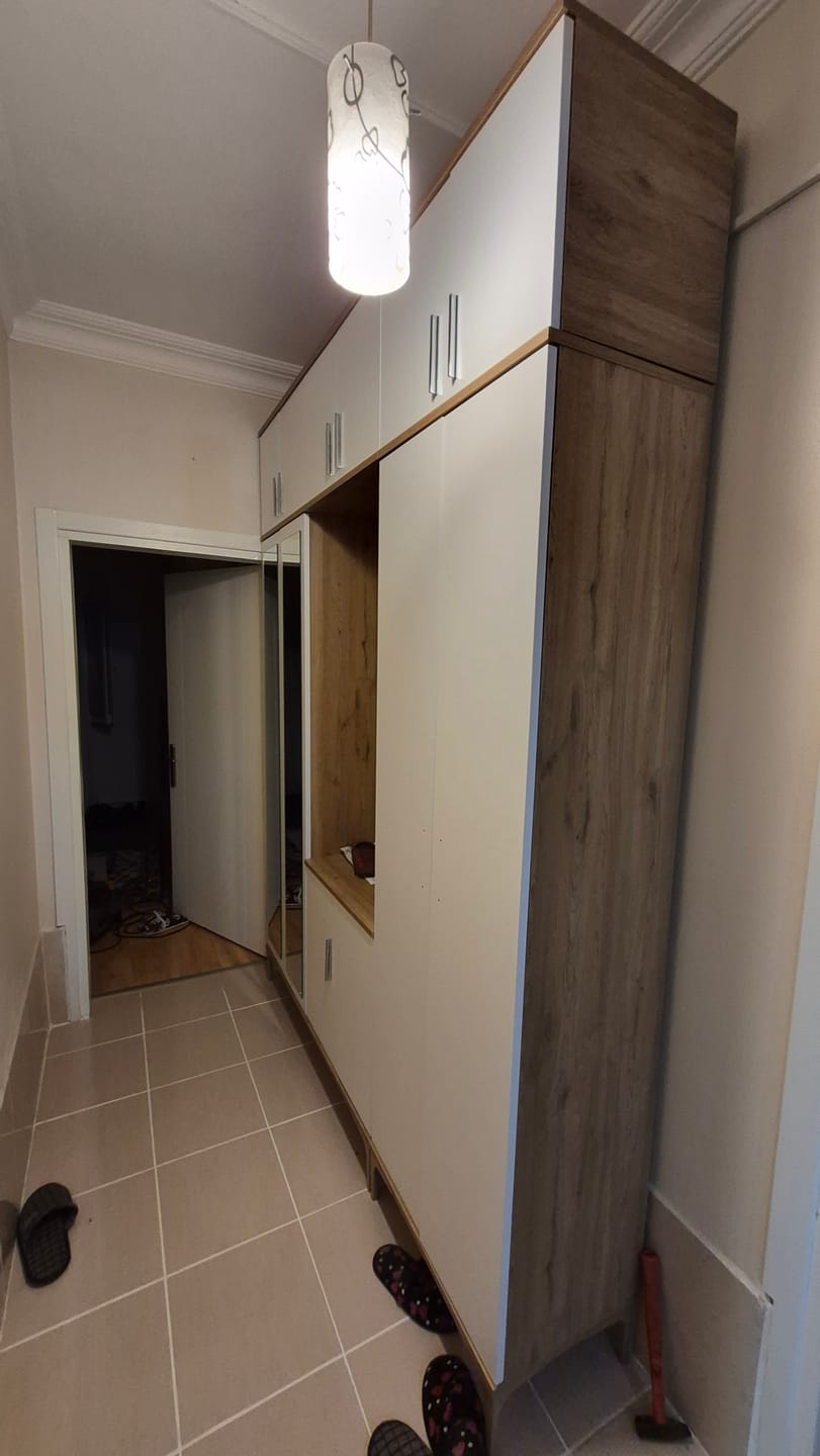 Customer photo review of Rani EA157 Modern Portmanto 12 Kapaklı Aynalı Raflı Askılı Ayakkabılık Vestiyer Sepet Ceviz - Beyaz