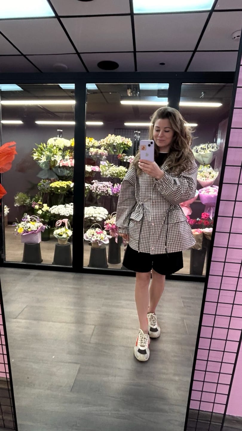 Customer photo review of Ellen High-Neck Plaid Jacket