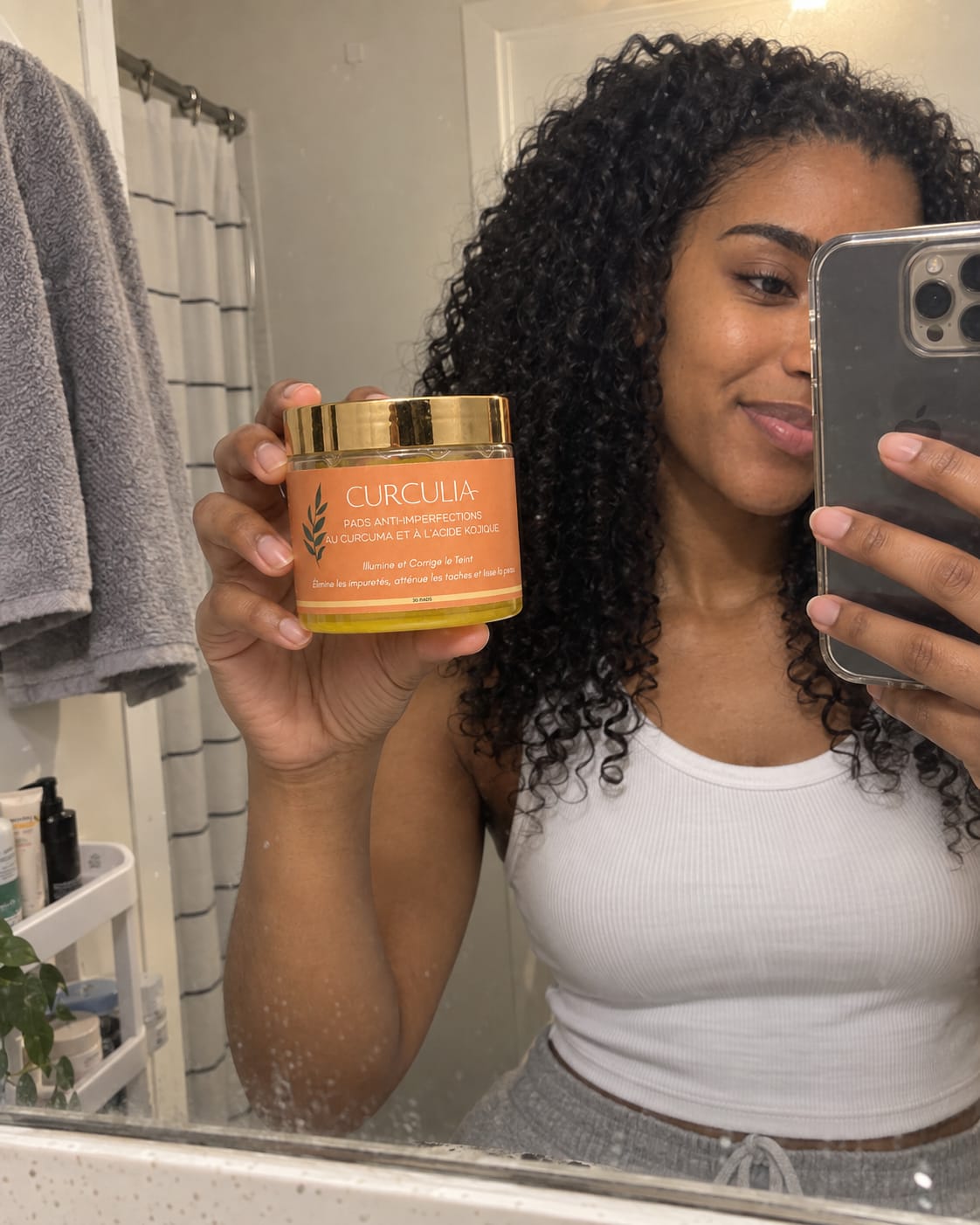 Customer photo review of Pads Nettoyants au Curcuma 3 en 1