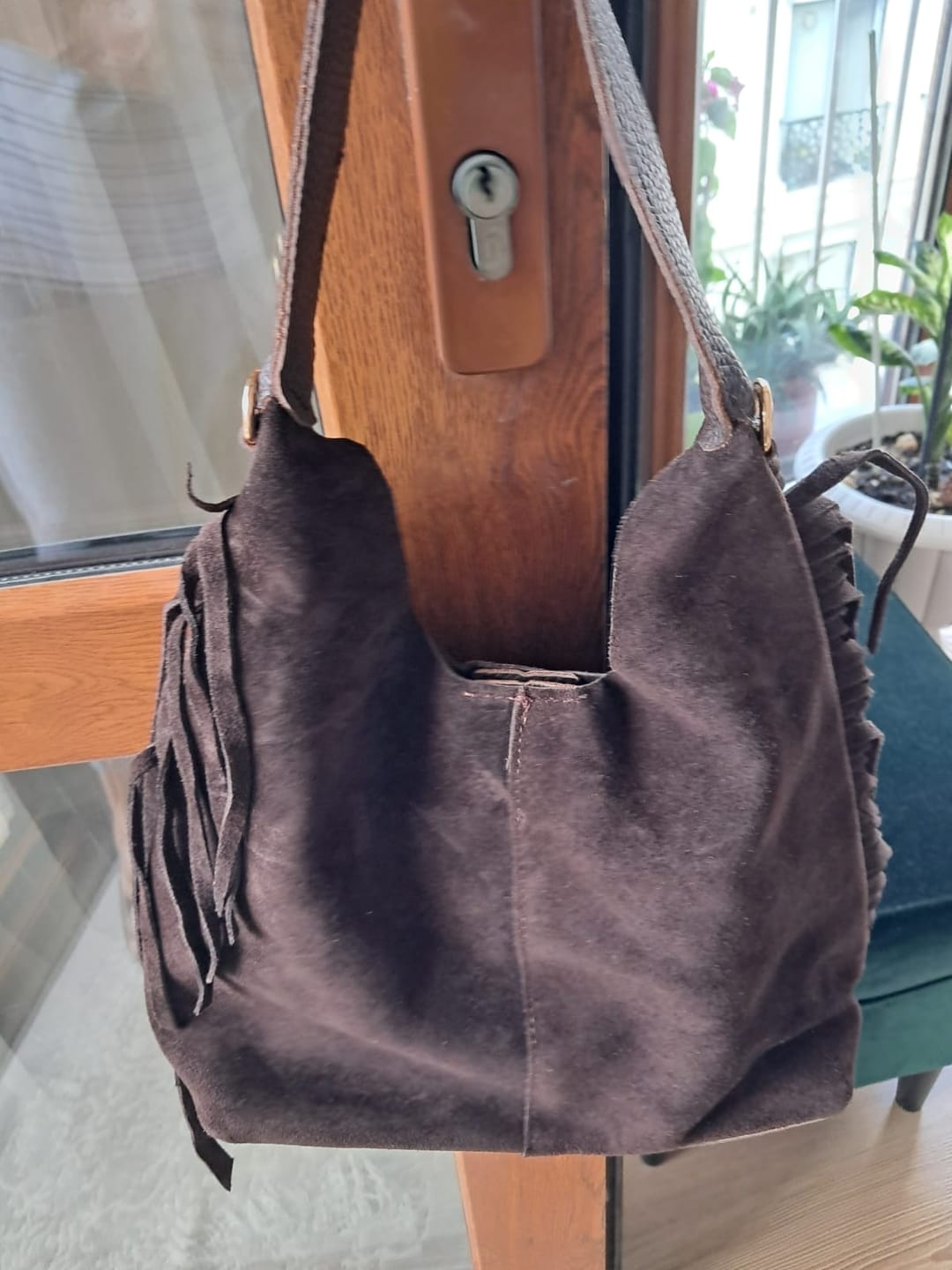 Customer photo review of Terra Püsküllü Yavrulu Süet Çanta – Acı Kahve