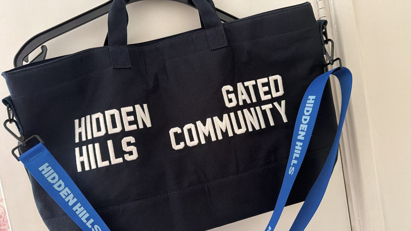 Customer photo review of GATED COMMUNITY CANVAS SHOPPER BAG