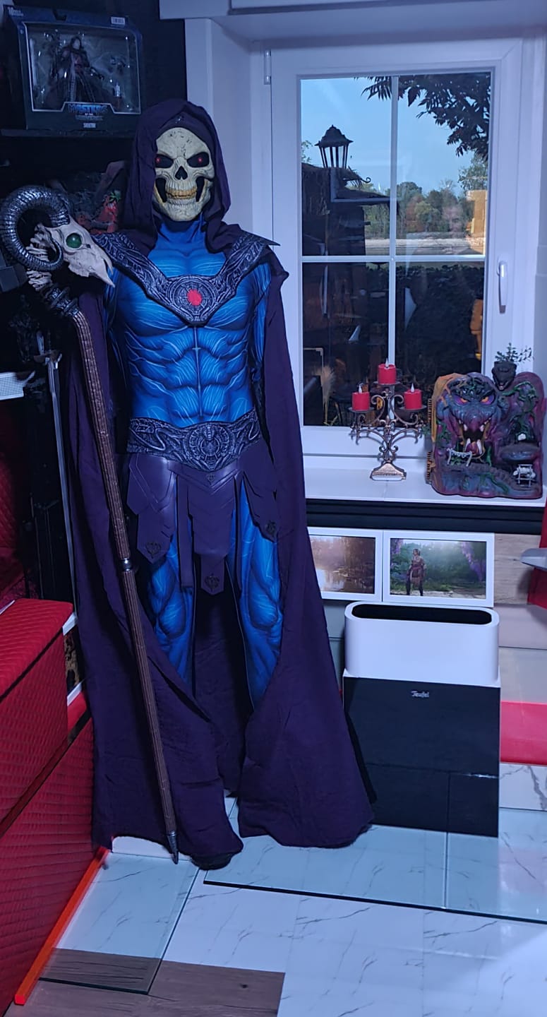 Customer photo review of Skeleton King blau Kostüm Set Masters of the Universe 2026 Skeleton Outfit