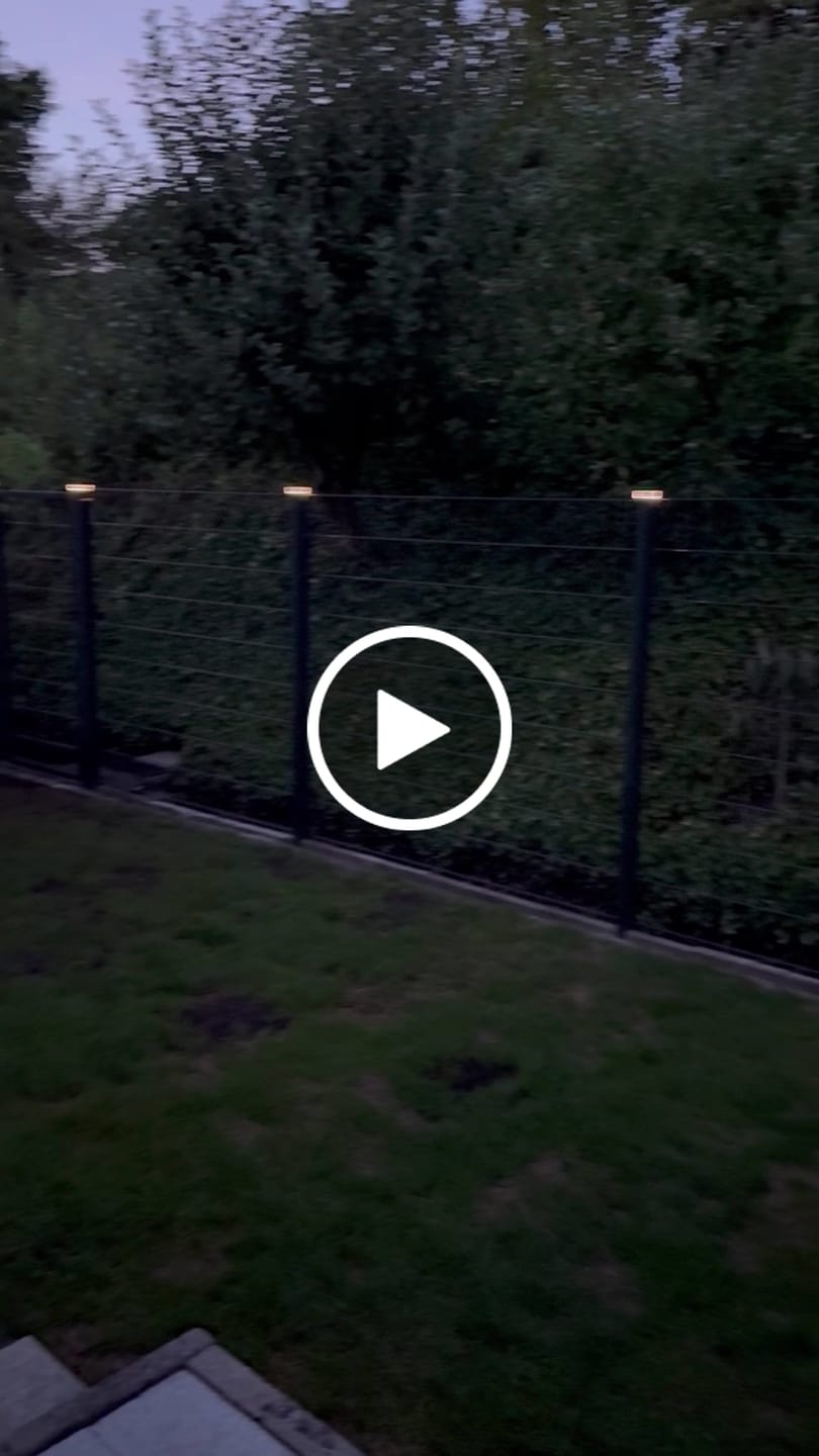 Customer video review of 60x60 Stabzaun Solar Leuchte -  2er Set
