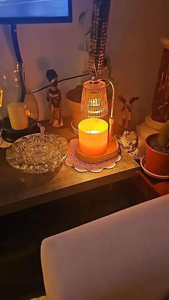 Customer photo review of Dimmable Candle Warmer Lamp