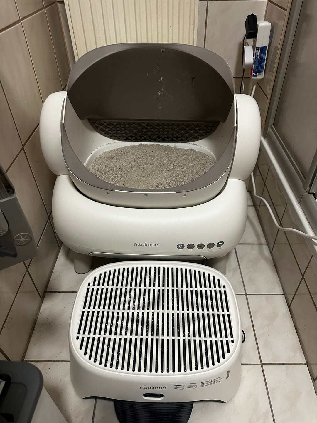 Customer photo review of Neakasa M1 Lite Plus Automatische Katzentoilette – Verbesserte Version