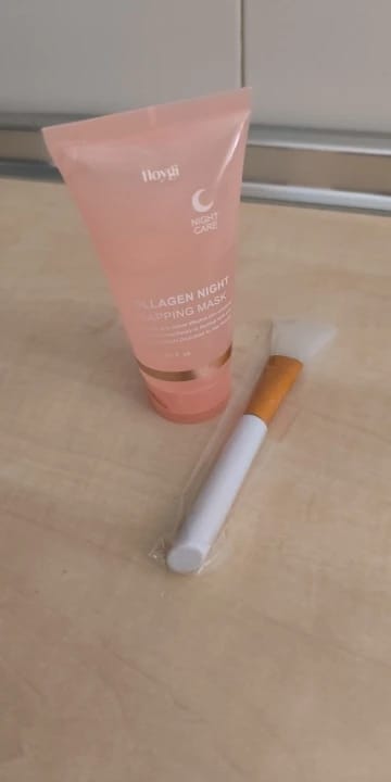 Customer photo review of Collagen Night Wrapping Mask