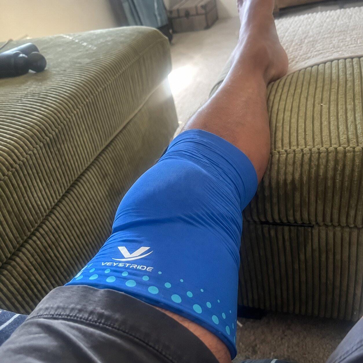 Customer photo review of VEYSTRIDE™ Knee Ice Pack Wrap | Hot & Cold Therapy