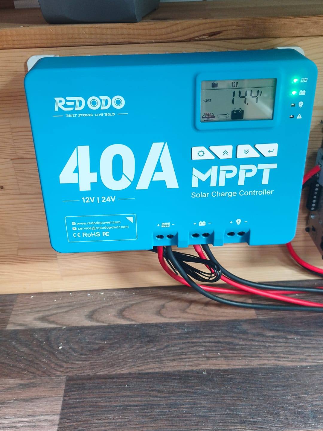 Customer photo review of Befreiung von 19% MwSt - Redodo 40A MPPT 12V/24V Auto DC Eingang Solarladeregler mit Bluetooth Empfänger