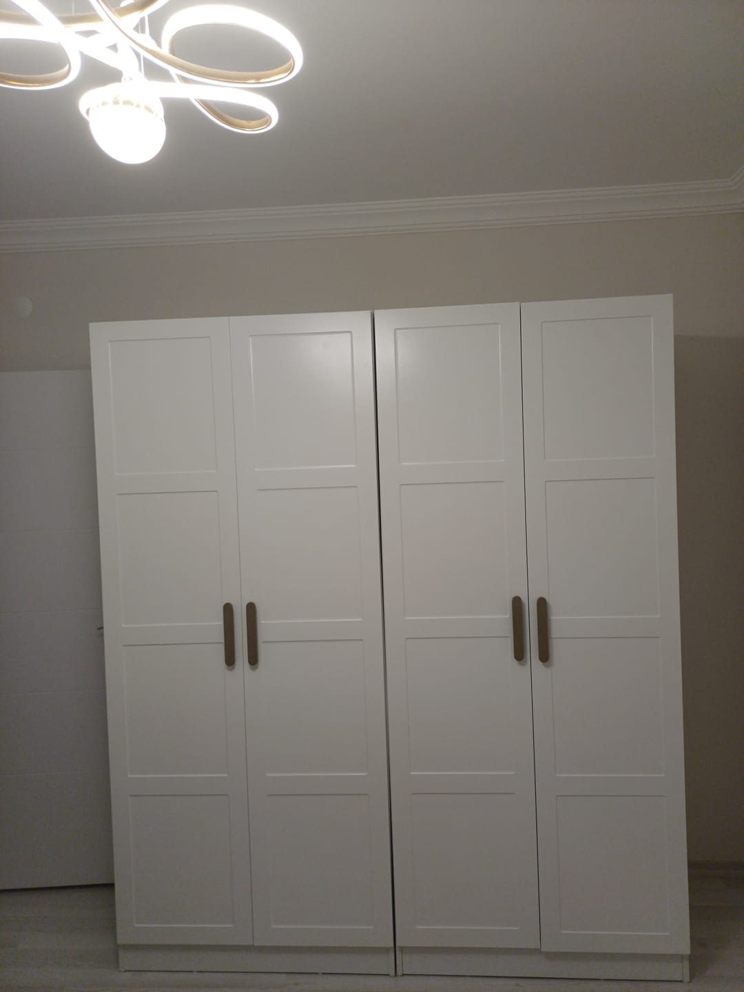 Customer photo review of Rani BA297 Membran Kapaklı Gardırop 2 Kapaklı 4 Raflı Elbise Dolabı Beyaz