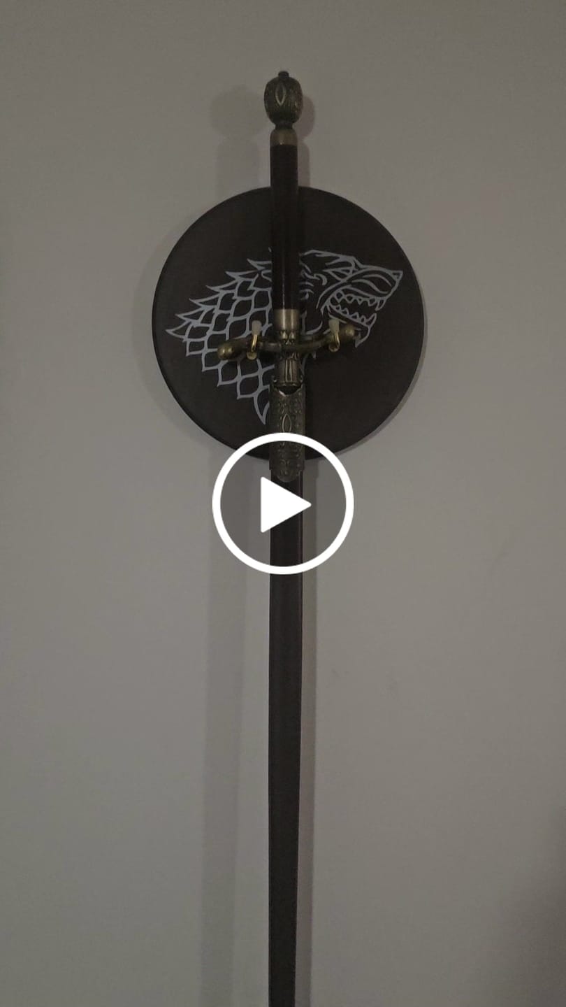 Customer video review of Game Of Thrones Arya Stark Needle Deluxe Metal Sword With Sheath