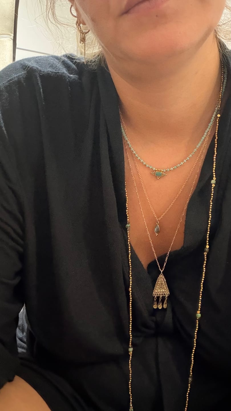 Customer photo review of סט שרשראות אמזונייט - שרשראות האמת - בנפרד או כסט