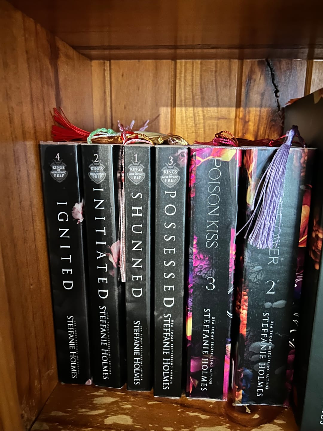 Customer photo review of Poison Flower: Luxe paperback