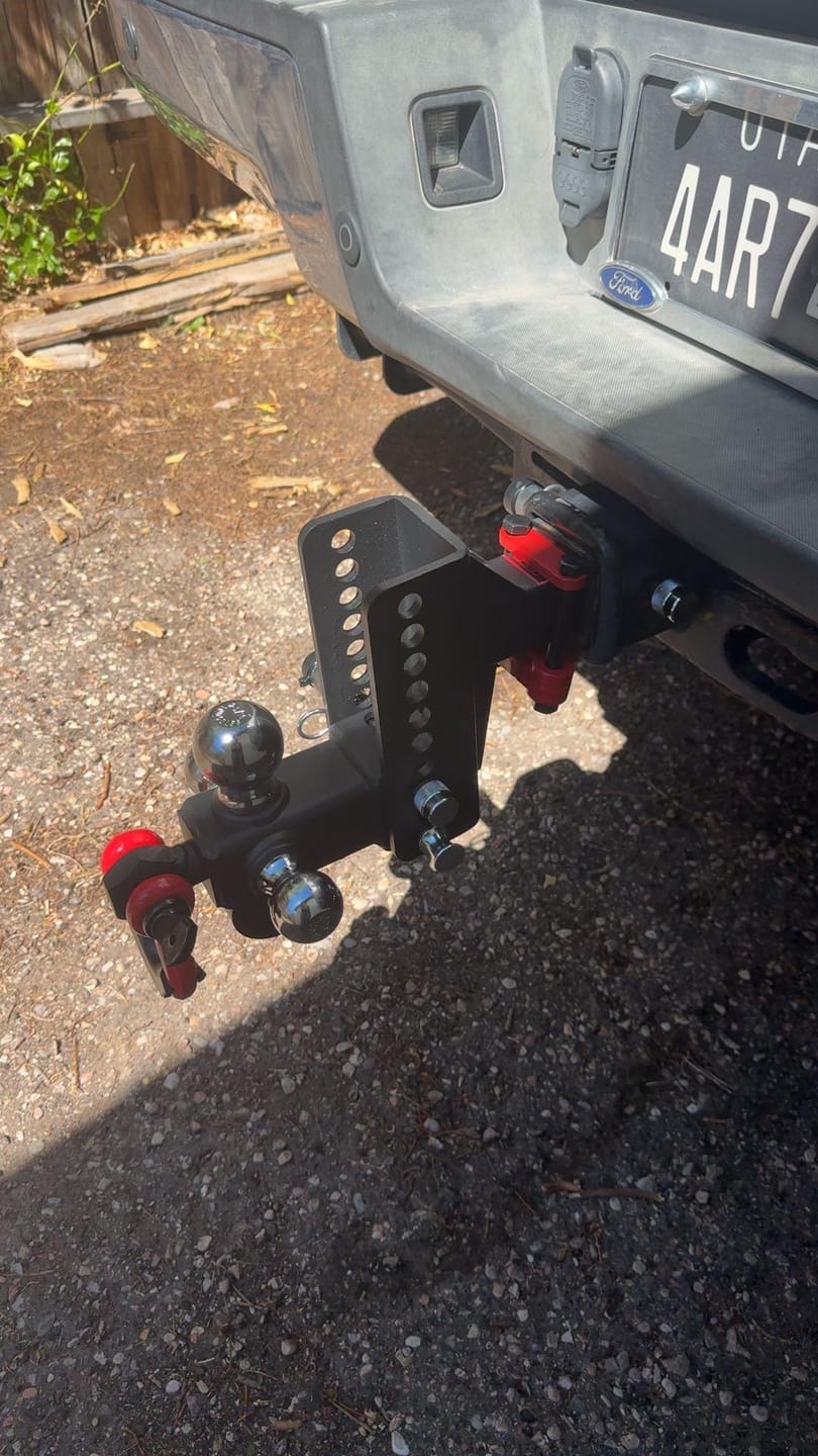 Customer photo review of TYT Adjustable Tri-Ball Hitch for 2″ Receiver – Up to 10K GTW