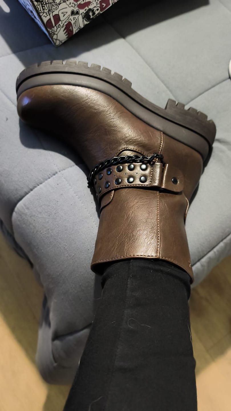 Customer photo review of Botin Plataforma Café Mujer 6584153