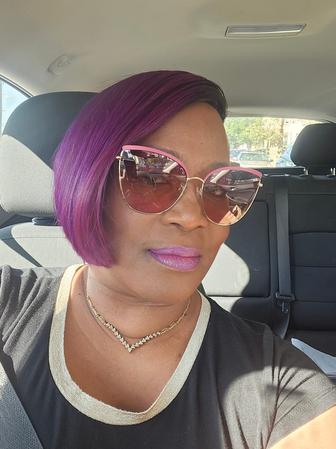 Customer photo review of Saga 100% Brazilian Remy 100% Human Hair Weave - YAKY OMBRE TWO TONE 10/12"