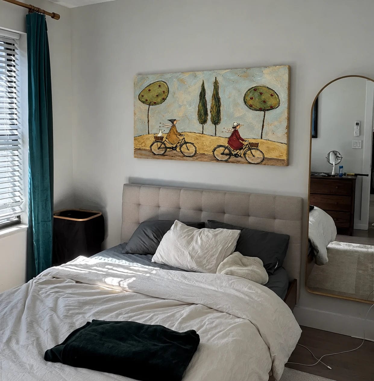 Customer photo review of Modern Folk Art｜Golden Bicycle Companions