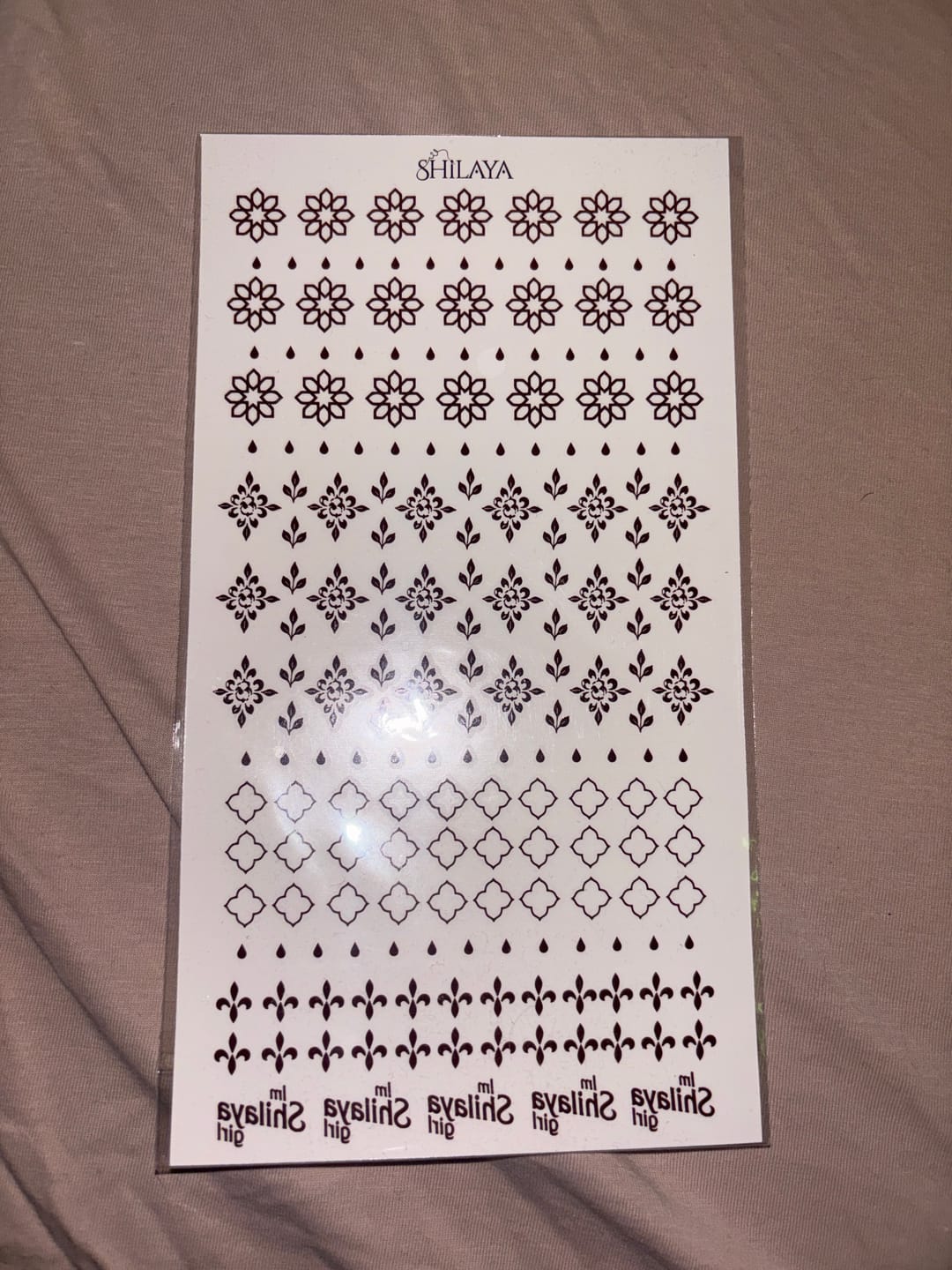 Customer photo review of PLANCHE STICKERS SHILAYA OFFERTE