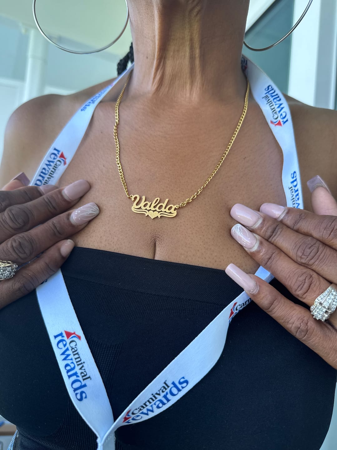 Customer photo review of Diamond Cut Love Heart Name Necklace