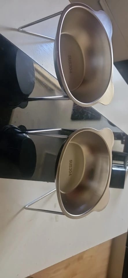 Customer photo review of Comedero ortopédico - Gato