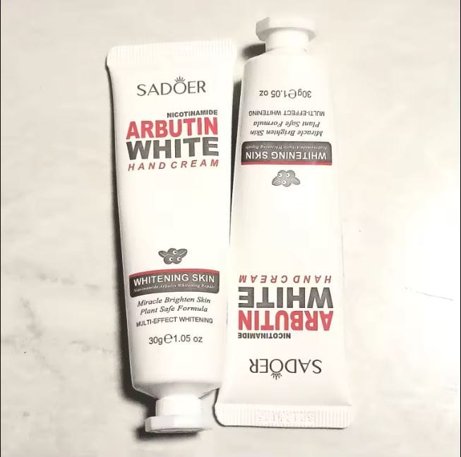 Customer photo review of Crema Mani Illuminante con Niacinamide & Arbutina