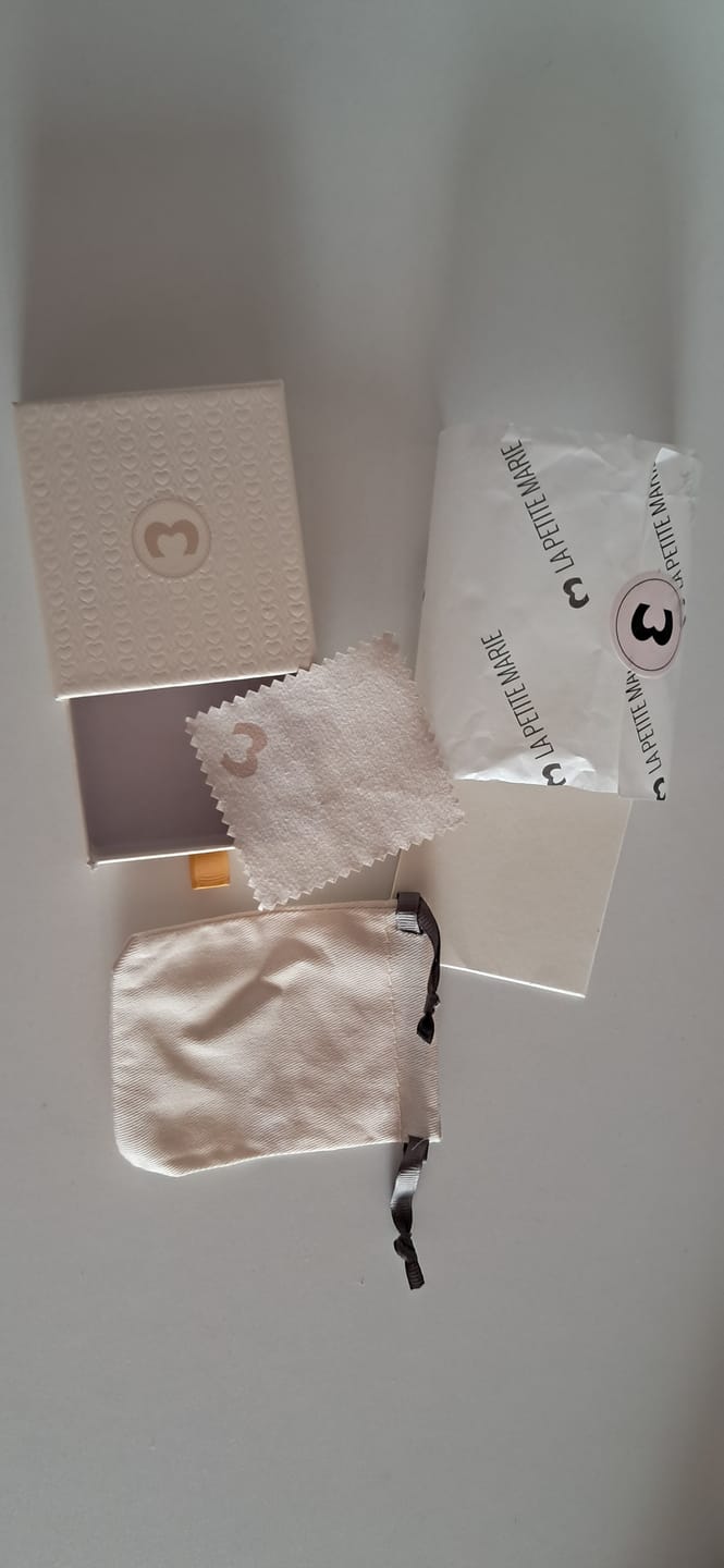 Customer photo review of Cajita Joyas - Nude Beige