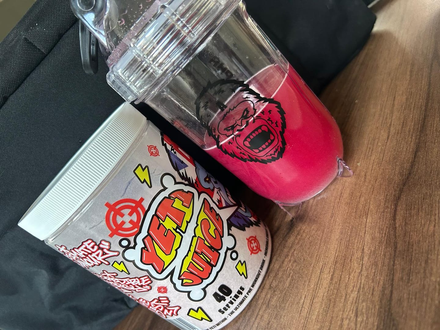 Customer photo review of New Yeti Juice® Strawberry laces